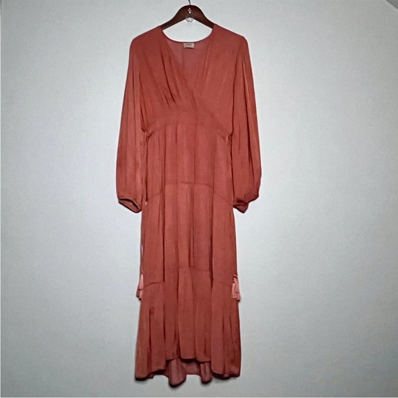 Elie Tahari Lantern Midi Dress - Picture 4 of 13